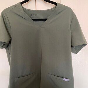 Womens Figs Casma 2 pocket scrub top Moss size small